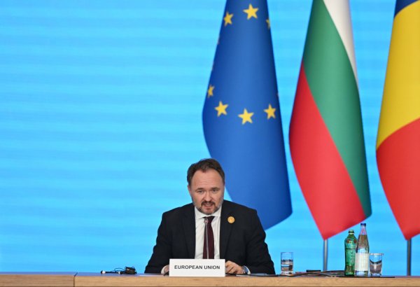 Azərbaycan Avropanın enerji təhlükəsizliyinin təmin olunmasına mühüm töhfə verən etibarlı tərəfdaşdır- Avrokomissar