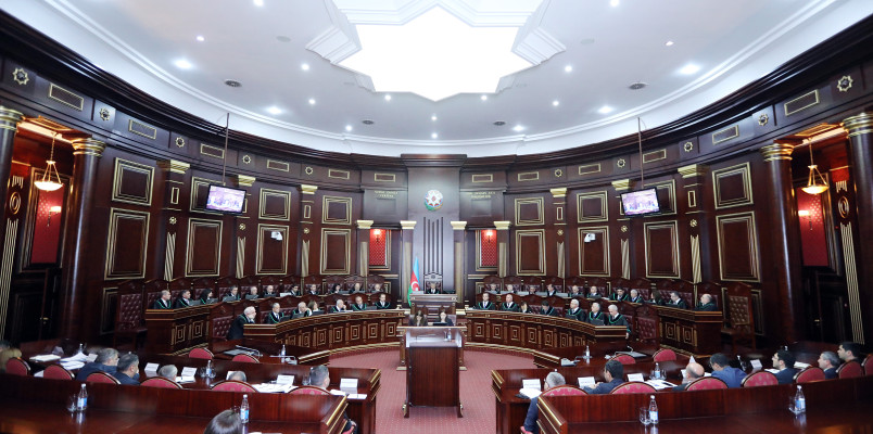 Ali Məhkəmə Plenumunun növbəti iclası keçirilib
