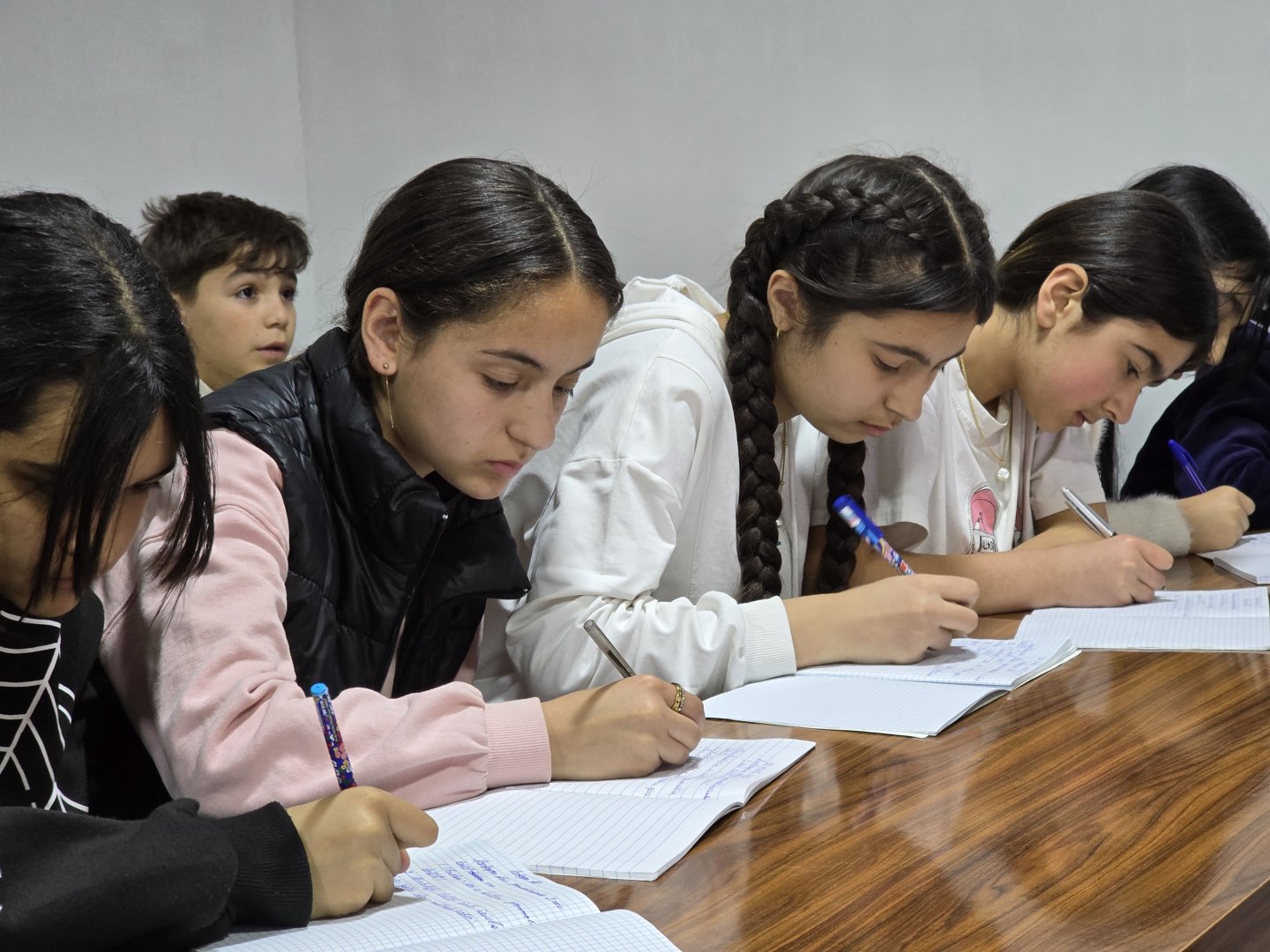 Bolnisidə həftəsonu məktəbi açılıb (FOTO)