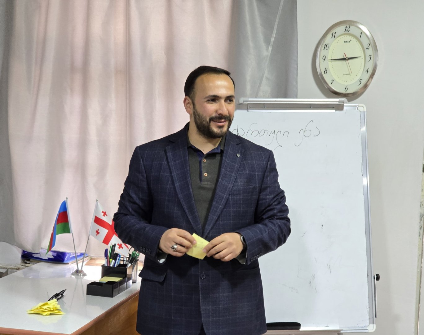 Bolnisidə həftəsonu məktəbi açılıb (FOTO)