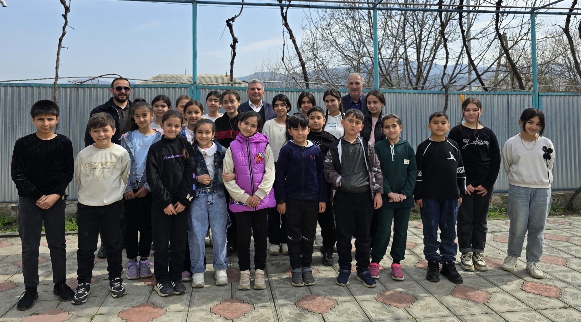 Bolnisidə həftəsonu məktəbi açılıb (FOTO)