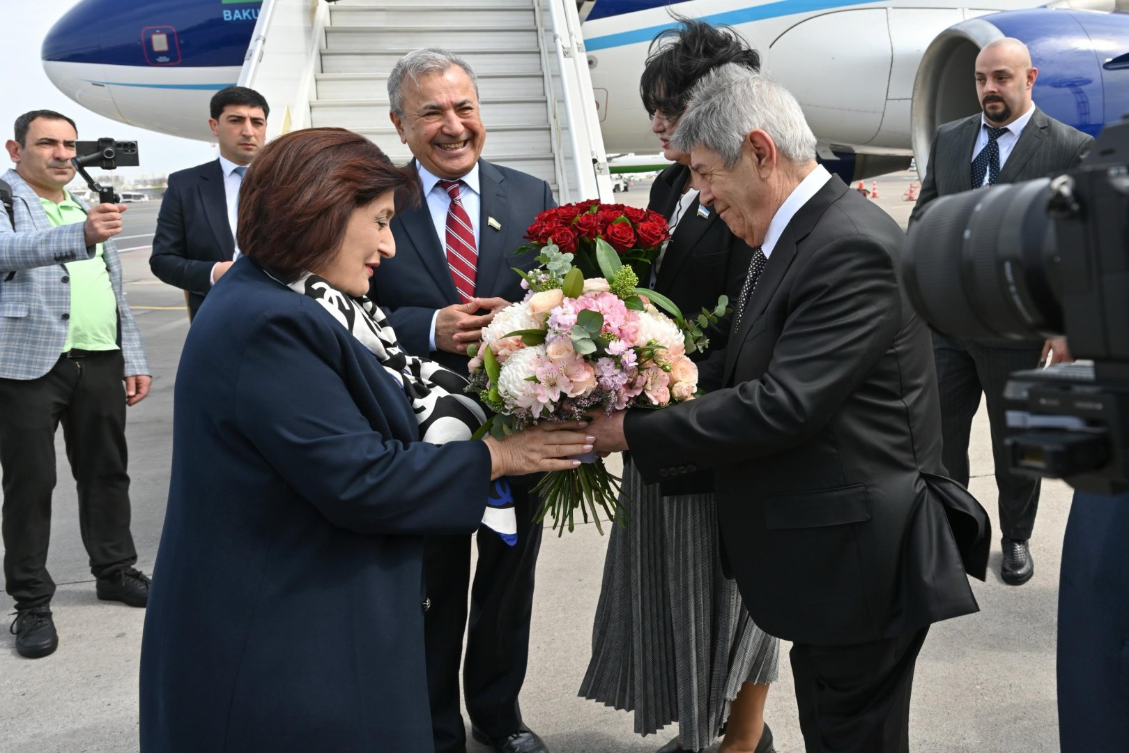 Sahibə Qafarova Özbəkistana işgüzar səfərə gedib (FOTO)