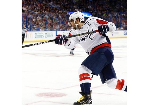 Rusiyalı hokkeyçi Aleksandr Oveçkin NHL-də yeni rekorda imza atıb