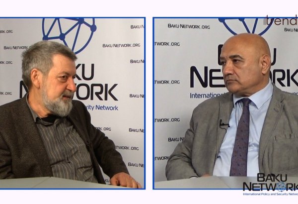 Azərbaycan özünü müdafiə etməyə hazırdır, lakin onun prioriteti sülhdür  — Xalq rəssamı Hüseyn Haqverdiyеv “Tofiq Abbasovla dialoq” verilişində (FOTO/VİDEO)