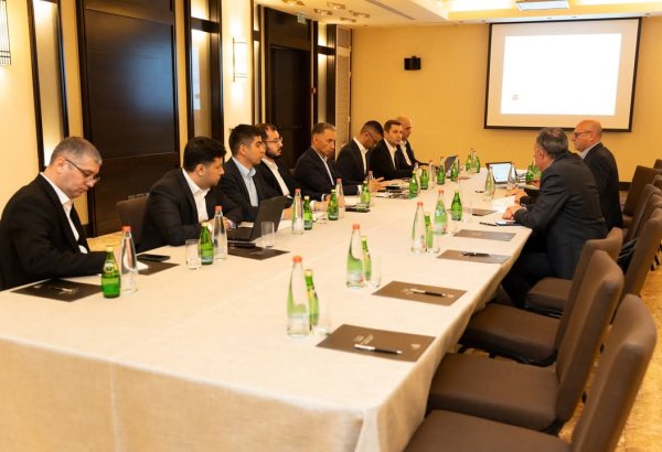 Azərbaycan İsrail şirkətləri ilə avtomobil və dəmiryolu nəqliyyatı sahəsində əməkdaşlıq imkanlarını dəyərləndirib