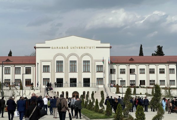 Beynəlxalq ekspertlərdən və beyin mərkəzlərinin əməkdaşlarından ibarət nümayəndə heyəti Xankəndiyə gəlib (FOTO)