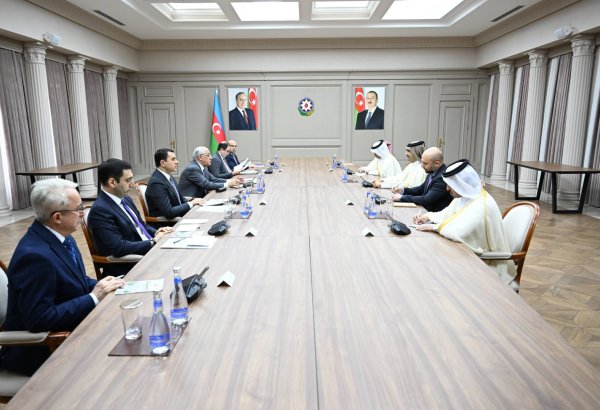 Azərbaycan-Qətər münasibətlərinin müxtəlif istiqamətlərdə inkişafı müzakirə edilib (FOTO)