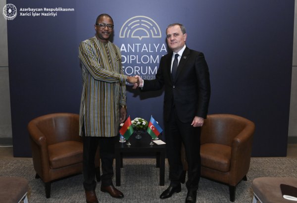 Ceyhun Bayramovun Antalyada Burkina Fasonun xarici işlər naziri ilə görüşü olub (FOTO)