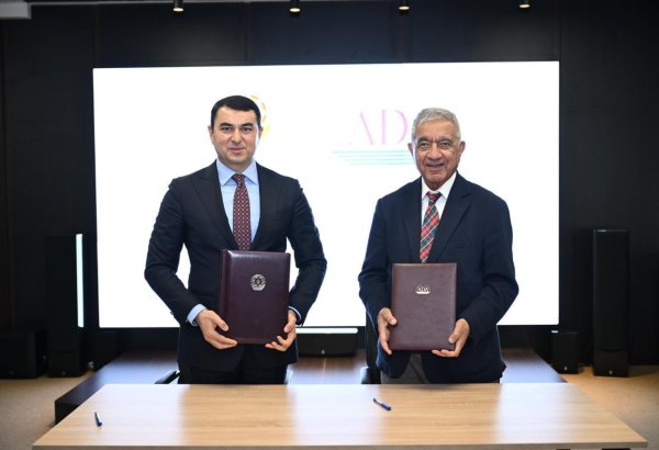 Mədəniyyət Nazirliyi ilə ADA Universiteti “Yaradıcı Mərkəz” layihəsi üzrə əməkdaşlıq edəcək (FOTO)