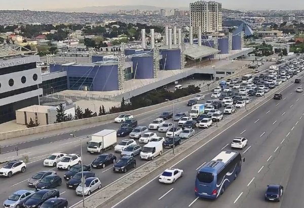 Sürücülərin NƏZƏRİNƏ: Bakıda bu yollarda sıxlıq var - SİYAHI