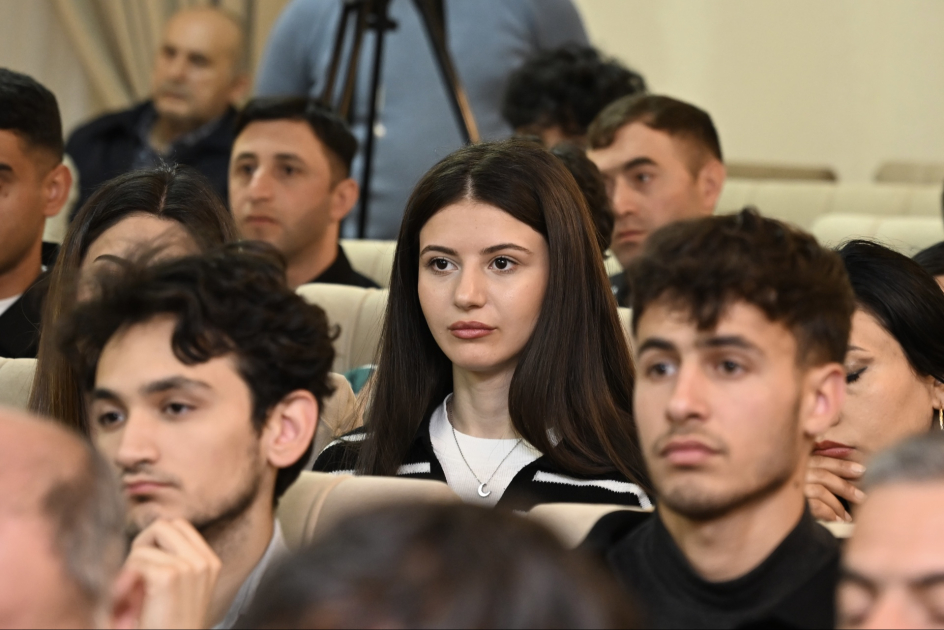 “Azərbaycanın İkinci Dünya savaşında rolu” mövzusunda konfrans keçirilib (FOTO)