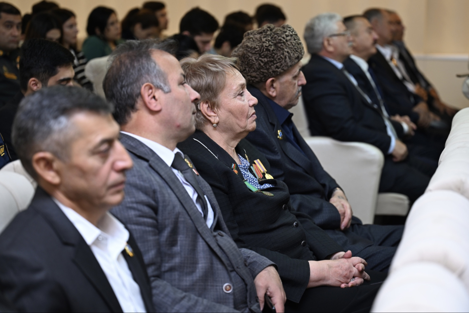 “Azərbaycanın İkinci Dünya savaşında rolu” mövzusunda konfrans keçirilib (FOTO)