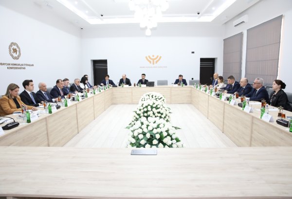 Azərbaycan Həmkarlar İttifaqları Konfederasiyasının Əməyin Mühafizəsi və Hüquqi Yardım Mərkəzi fəaliyyətə başlayıb (FOTO)