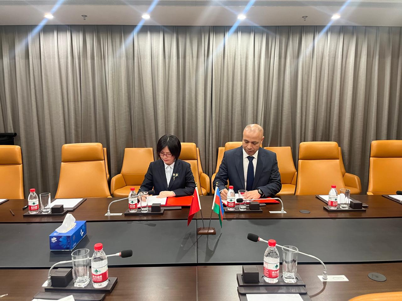 Çin şirkətləri ilə “yaşıl enerji” üzrə 6 sənəd imzalanıb (FOTO)