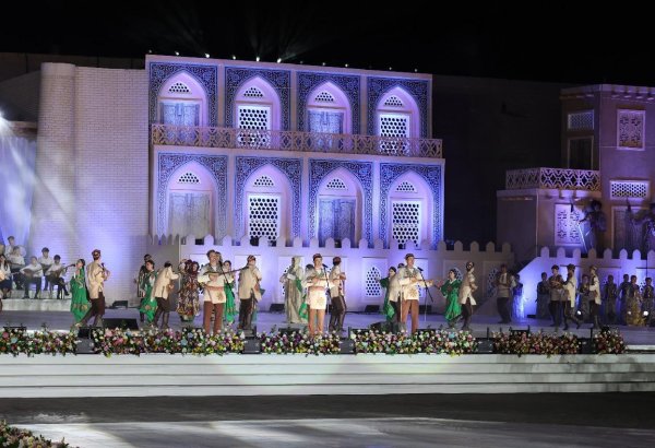 Xivə şəhərində IV Beynəlxalq Baxşı Festivalının açılışı olub (FOTO)