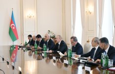 Prezident İlham Əliyevin İran Prezidenti Məsud Pezeşkian ilə geniş tərkibdə görüşü olub (FOTO/VİDEO) (YENİLƏNİB)