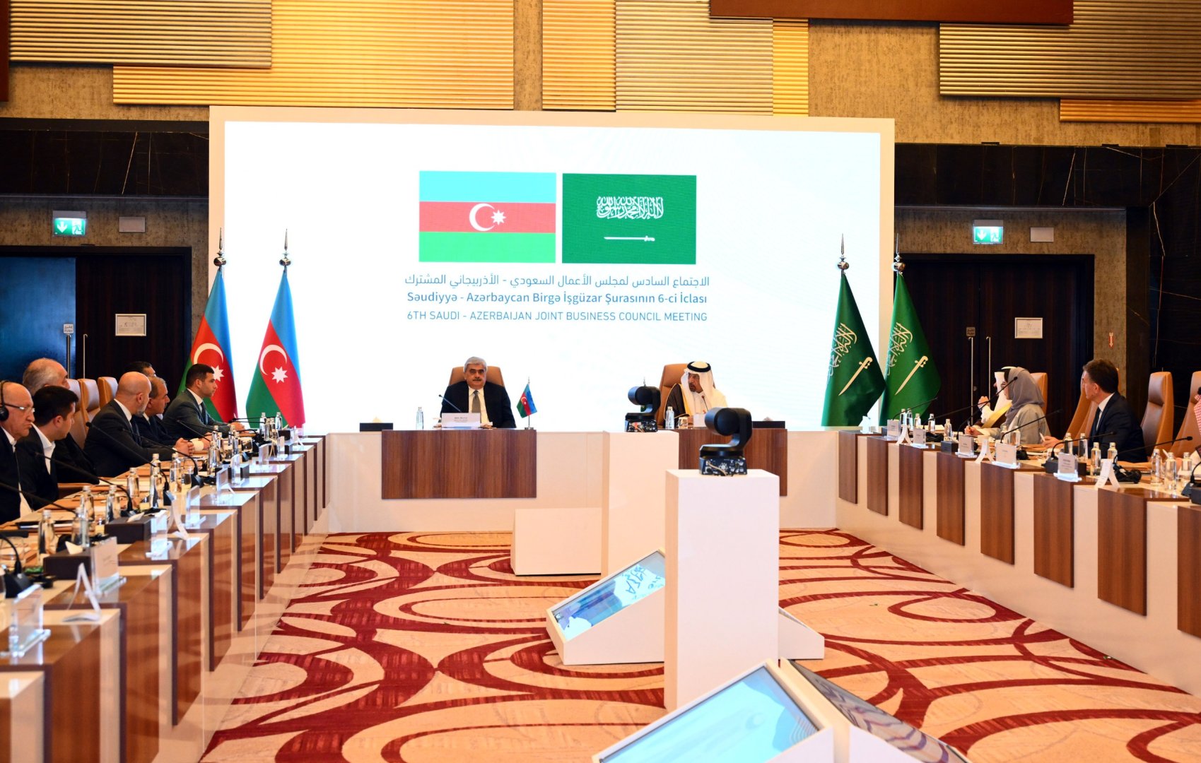 Azərbaycan və Səudiyyə Ərəbistanı arasında iqtisadi əlaqələri genişləndirmək üçün imkanlar müzakirə edilib (FOTO)
