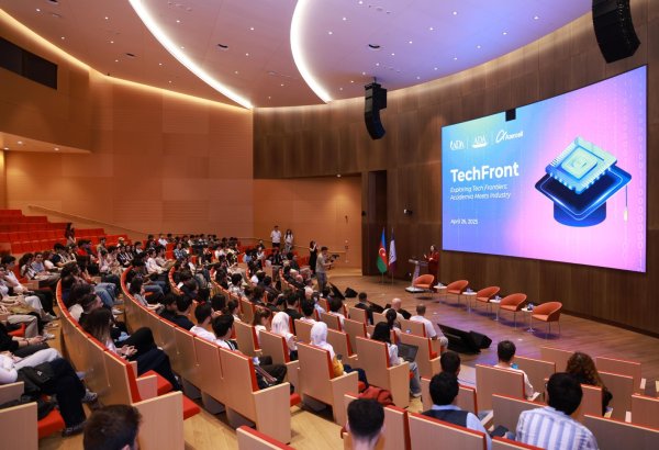 ADA Universitetində “TechFront: Texnologiyanın Sərhədlərini Kəşf Et” mövzusunda Akademiya-Sənaye görüşü keçirilib (FOTO)