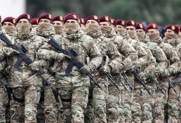 Azərbaycanda Silahlı Qüvvələr Günü qeyd edilir