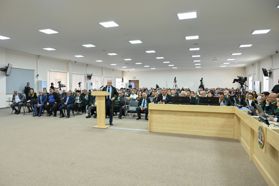 Ermənistan silahlı qüvvələrinin Qaradağlı kəndini işğal etməsi, azərbaycanlıları vəhşicəsinə qətlə yetirməsi, işgəncə verməsi ilə bağlı sənədlər məhkəmədə tədqiq olunub (FOTO)