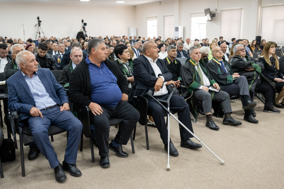Ermənistan silahlı qüvvələrinin Qaradağlı kəndini işğal etməsi, azərbaycanlıları vəhşicəsinə qətlə yetirməsi, işgəncə verməsi ilə bağlı sənədlər məhkəmədə tədqiq olunub (FOTO)