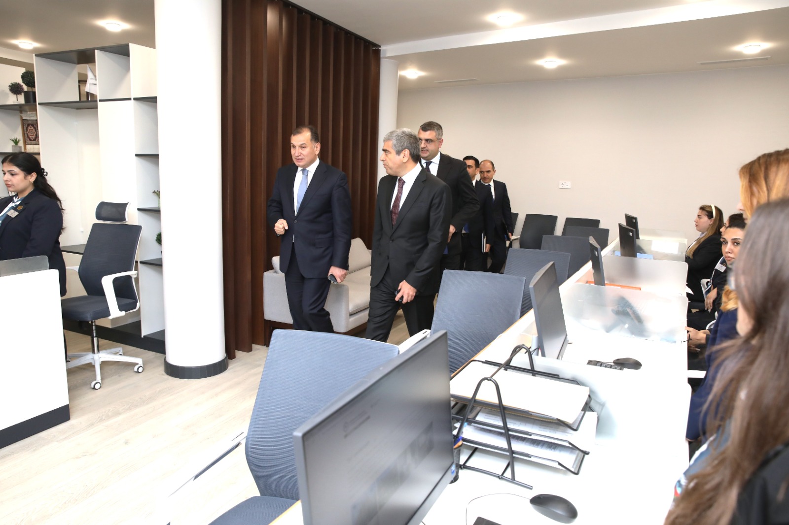 ƏƏSMN nümayəndələri AHİK-in Əməyin Mühafizəsi və Hüquqi Yardım Mərkəzi ilə tanış olublar (FOTO)