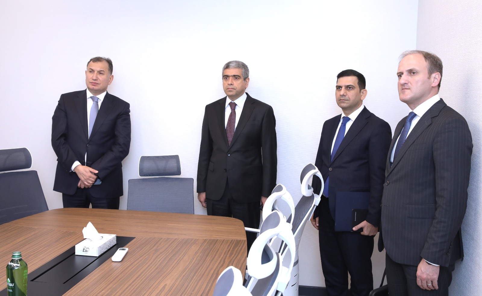 ƏƏSMN nümayəndələri AHİK-in Əməyin Mühafizəsi və Hüquqi Yardım Mərkəzi ilə tanış olublar (FOTO)