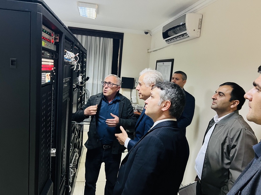Audiovizual Şura Naxçıvanda televiziya və radio yayımlarının monitorinqini aparıb (FOTO)