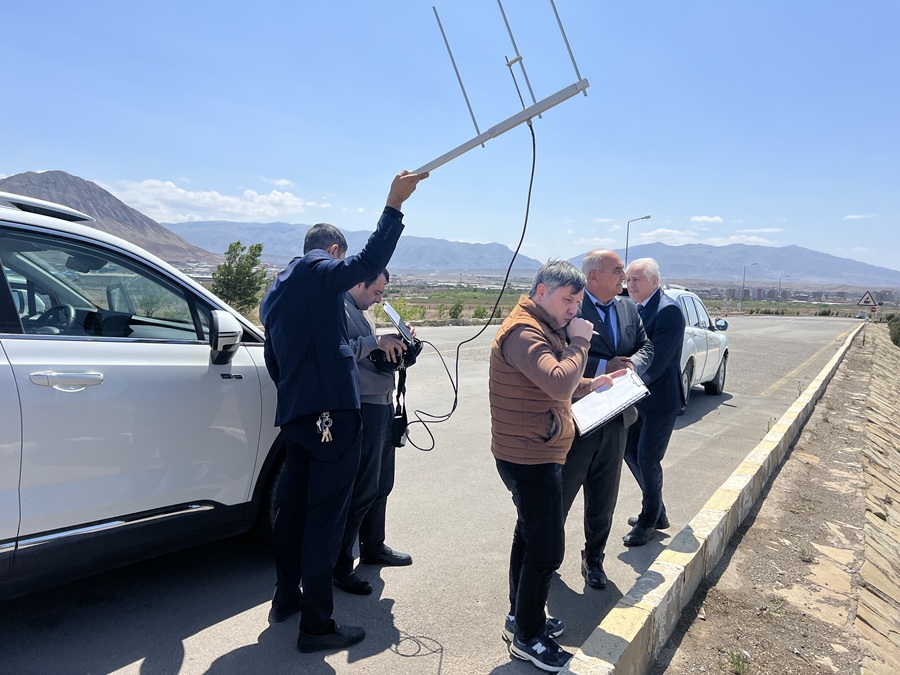 Audiovizual Şura Naxçıvanda televiziya və radio yayımlarının monitorinqini aparıb (FOTO)
