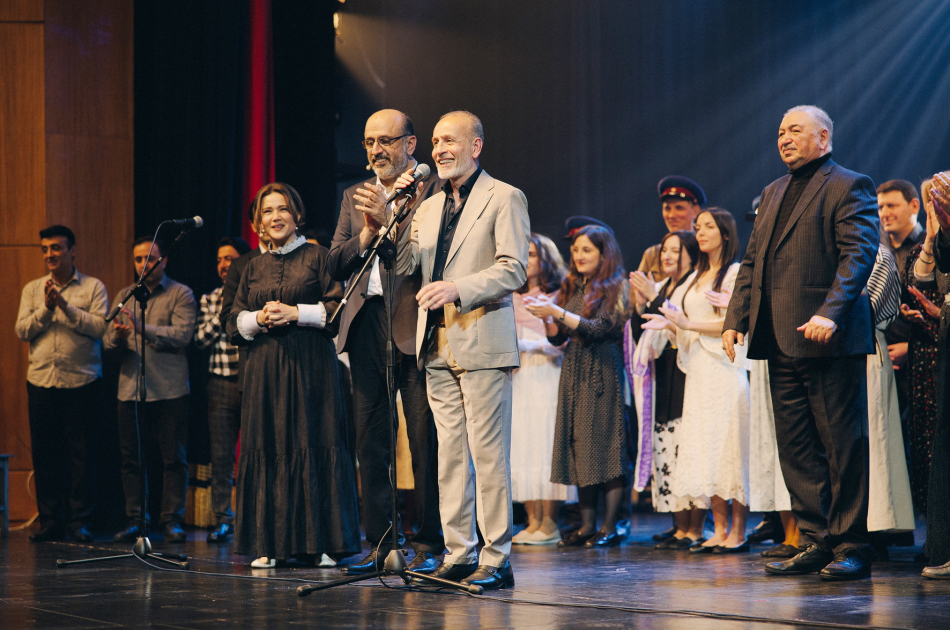 Heydər Əliyev Fondunun vitse-prezidenti Leyla Əliyeva və Arzu Əliyeva “Yalnız mədəniyyət” musiqili-bədii gecədə iştirak ediblər (FOTO)