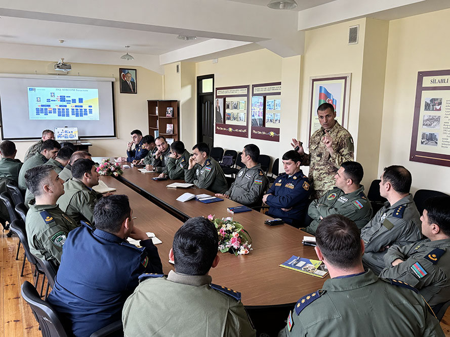 Bakıda NATO-nun mobil təlim qrupunun kursu keçirilir