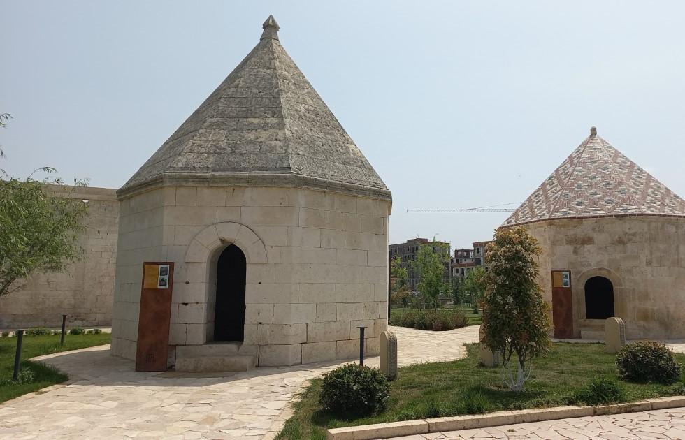 İtaliyalı parlamentarilər Ağdam, Xankəndi və Şuşaya səfər ediblər (FOTO) (YENİLƏNİB)