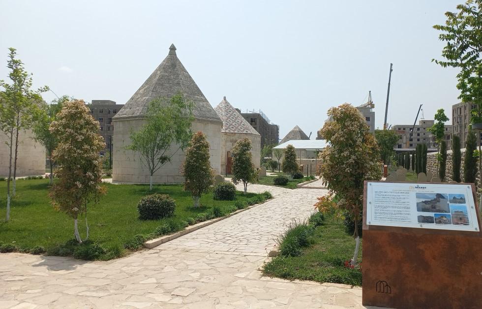 İtaliyalı parlamentarilər Ağdam, Xankəndi və Şuşaya səfər ediblər (FOTO) (YENİLƏNİB)