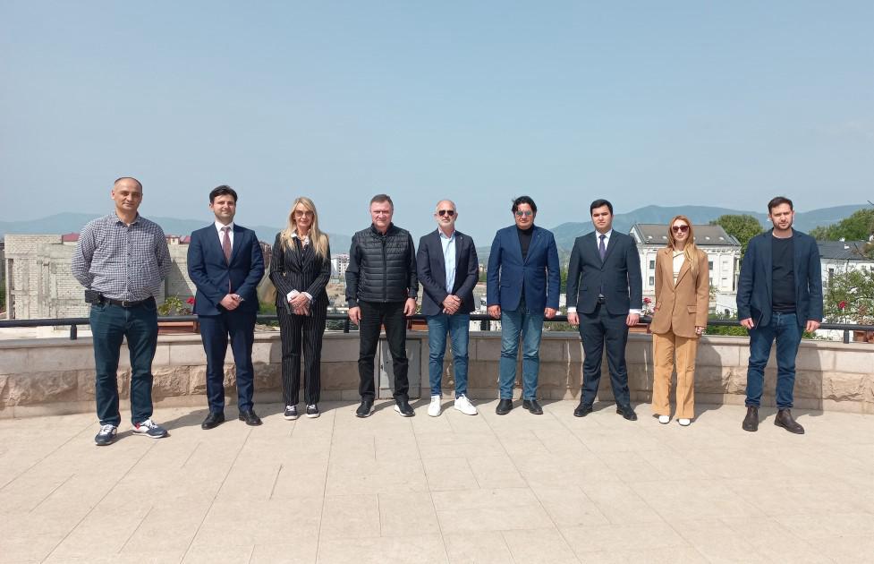 İtaliyalı parlamentarilər Ağdam, Xankəndi və Şuşaya səfər ediblər (FOTO) (YENİLƏNİB)