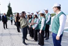 Heydər Əliyev Fondunun vitse-prezidenti Leyla Əliyeva və Arzu Əliyeva Sumqayıtda ağacəkmə aksiyasında iştirak ediblər (FOTO)