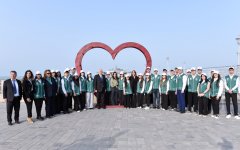 Heydər Əliyev Fondunun vitse-prezidenti Leyla Əliyeva və Arzu Əliyeva Sumqayıtda ağacəkmə aksiyasında iştirak ediblər (FOTO)