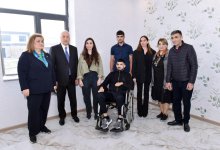 Heydər Əliyev Fondunun vitse-prezidenti Leyla Əliyeva və Arzu Əliyeva Sumqayıtda ağacəkmə aksiyasında iştirak ediblər (FOTO)