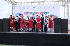 “Mən burdayam” mövzusunda autizmli uşaqlar üçün festival keçirilib (FOTO)