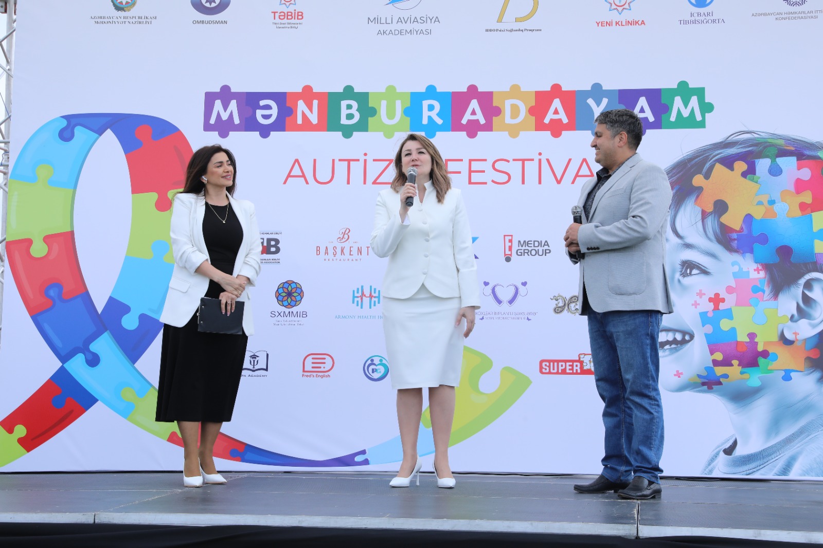 “Mən burdayam” mövzusunda autizmli uşaqlar üçün festival keçirilib (FOTO)