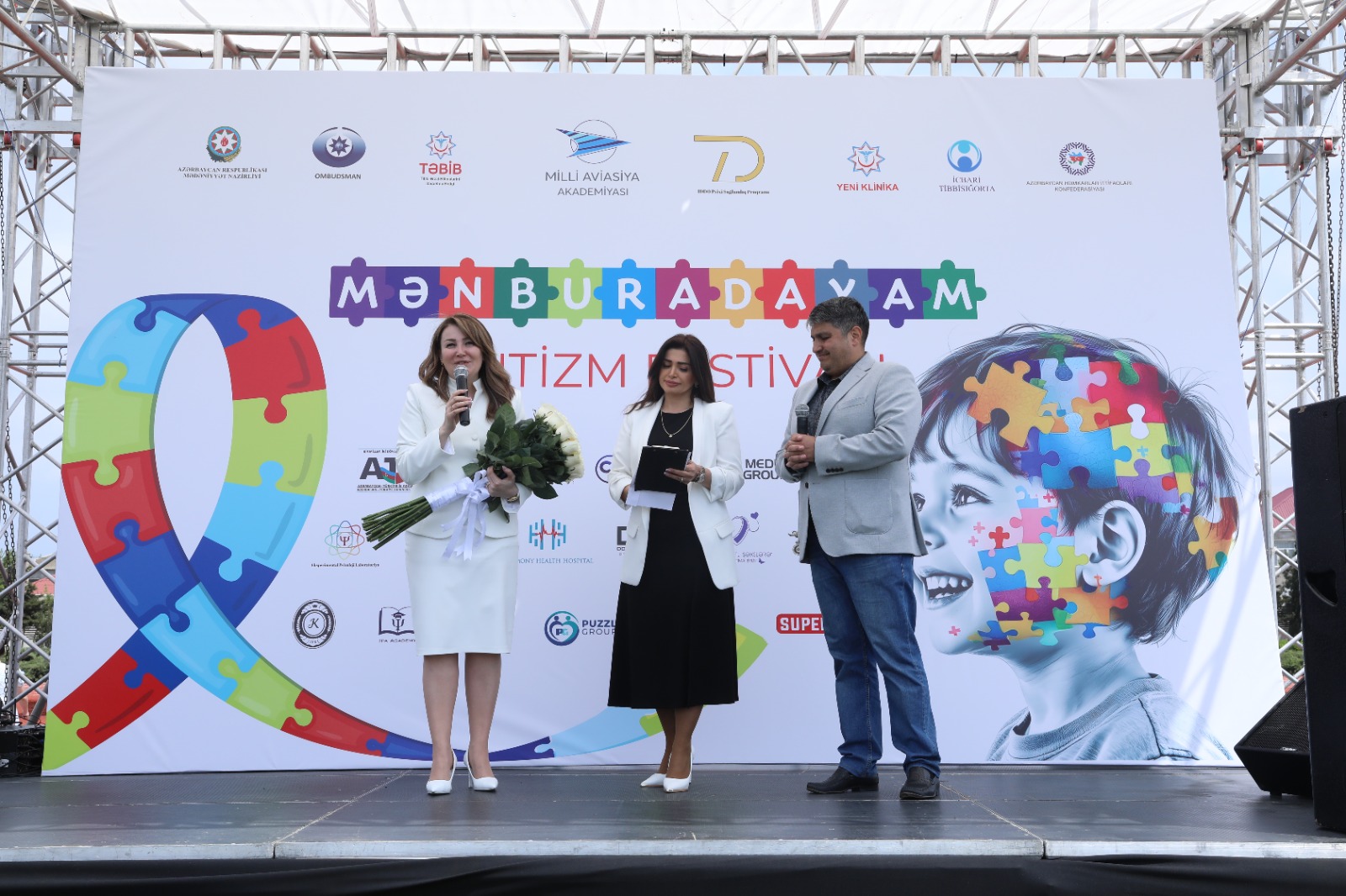 “Mən burdayam” mövzusunda autizmli uşaqlar üçün festival keçirilib (FOTO)
