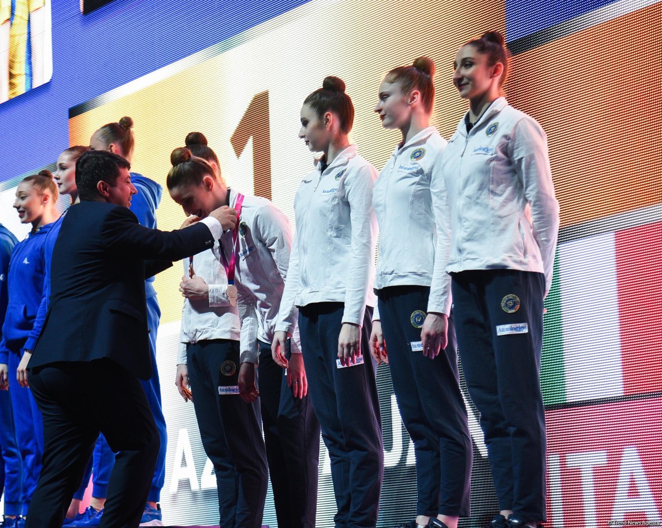 Azərbaycan komandası Bakıda keçirilən "Bədii gimnastika üzrə Avropa Kuboku"nda qızıl medal qazandı (FOTO)