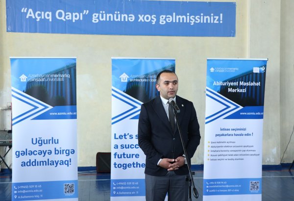 2000-nə yaxın abituriyent AzMİU-da: Məktəblilər üçün “Açıq qapı” günü keçirilib (FOTO)