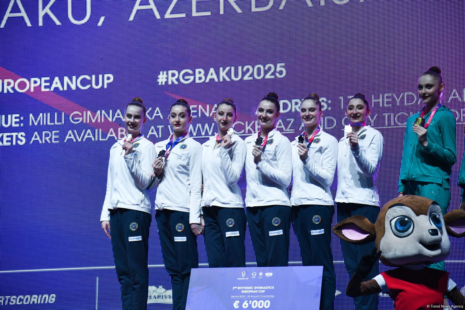 Azərbaycan komandası bədii gimnastika üzrə Avropa Kubokunda bürünc medal qazandı (FOTO)