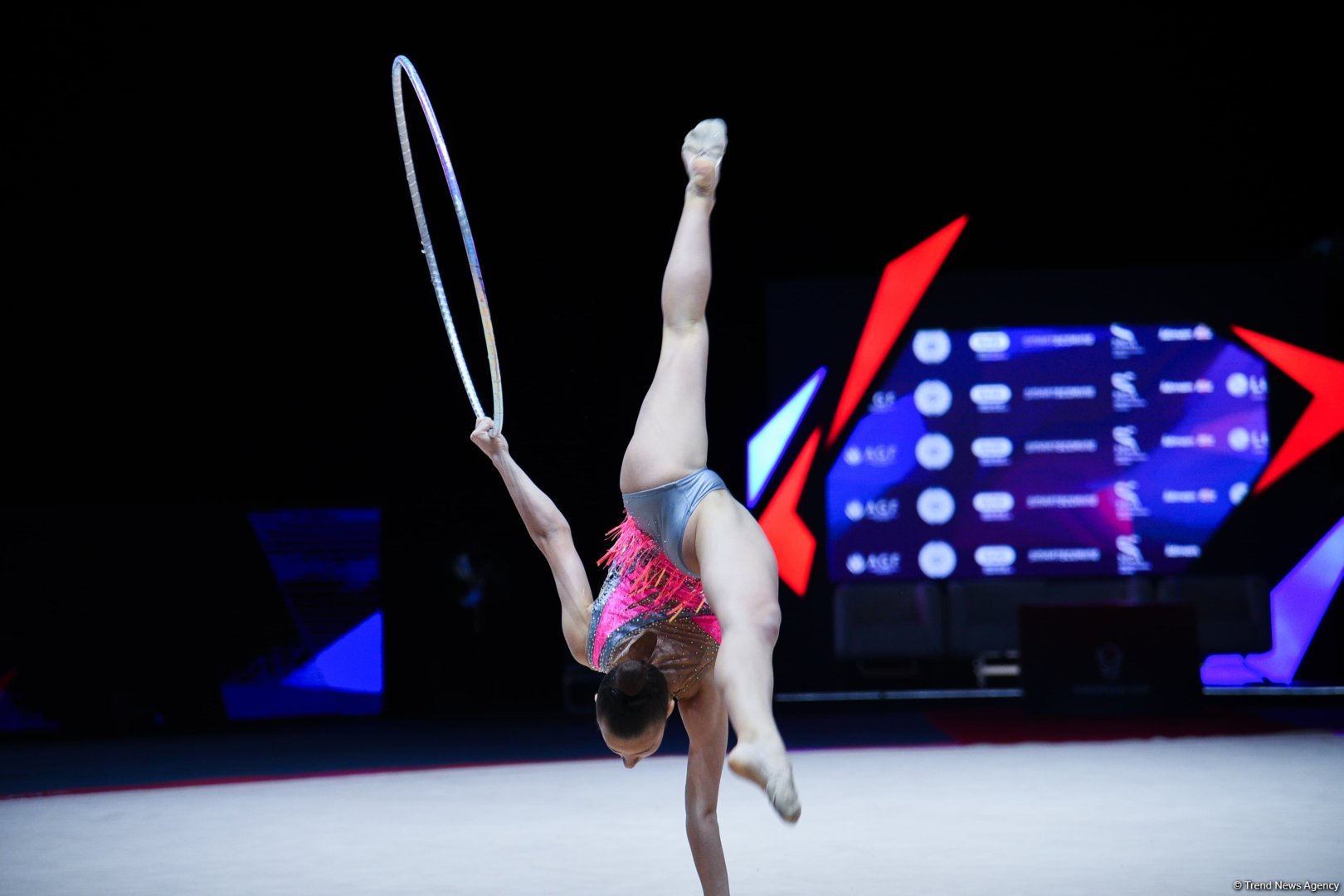 Bakıda keçirilən bədii gimnastika üzrə Avropa kubokunun üçüncü günündə növbəti qaliblər mükafatlandırılıb (FOTO)