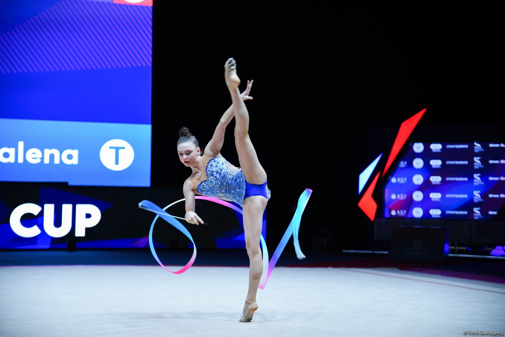 Bakıda keçirilən bədii gimnastika üzrə Avropa kubokunun üçüncü günündə növbəti qaliblər mükafatlandırılıb (FOTO)