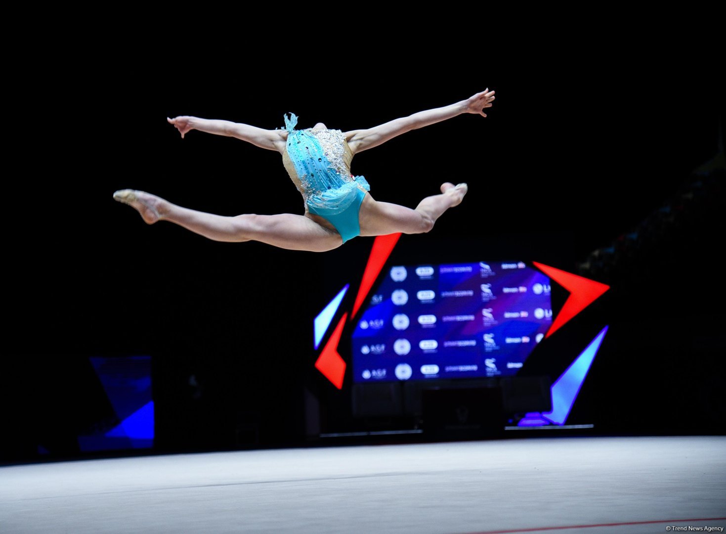 Bakıda keçirilən bədii gimnastika üzrə Avropa kubokunun üçüncü günündə növbəti qaliblər mükafatlandırılıb (FOTO)