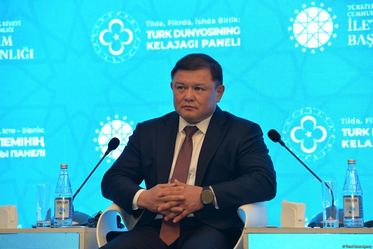 Bakıda “Dildə, Fikirdə, Əməldə Birlik: Türk Dünyasının Gələcəyi’’ adlı panel keçirilib (FOTO)