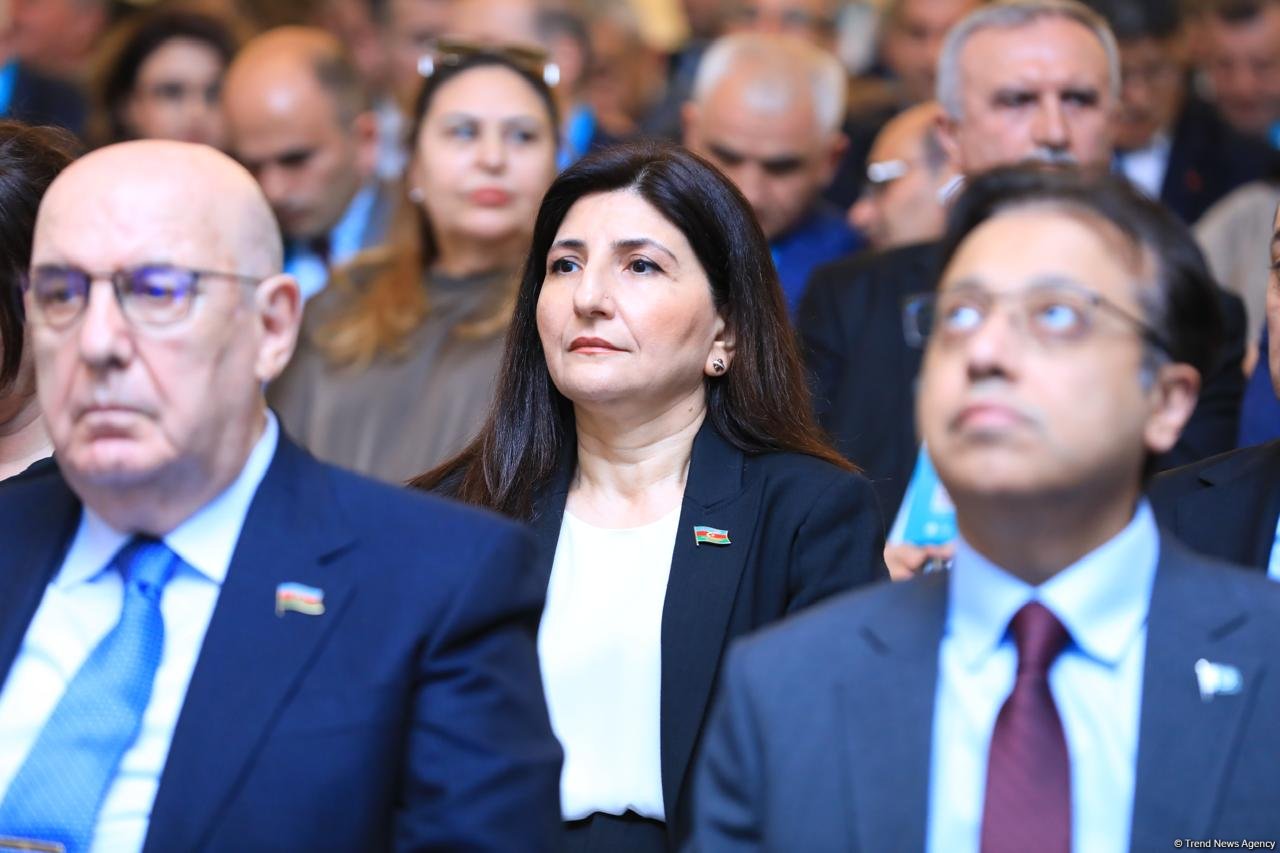 Bakıda “Dildə, Fikirdə, Əməldə Birlik: Türk Dünyasının Gələcəyi’’ adlı panel keçirilib (FOTO)