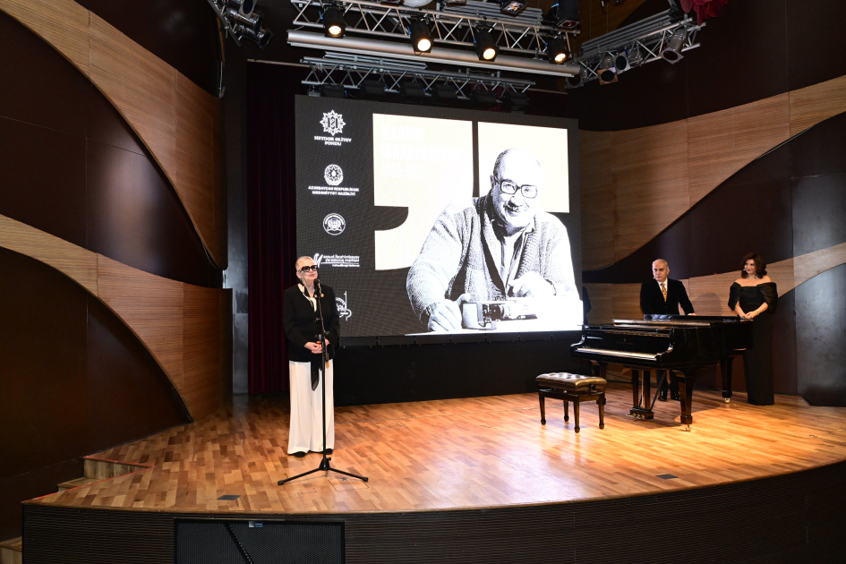 Beynəlxalq Muğam Mərkəzində Maqsud İbrahimbəyova həsr olunmuş yaradıcılıq gecəsi keçirilib (FOTO)