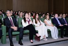 Heydər Əliyev Fondunun vitse-prezidenti Leyla Əliyeva və Bakı Media Mərkəzinin rəhbəri Arzu Əliyeva həssas qruplara aid şəxslərin yaradıcılıq prosesi ilə tanış olublar (FOTO)